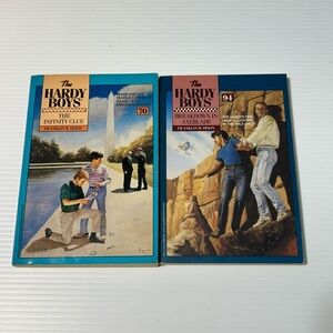 Hardy Boys Paperback Book Lot Franklin W. Dixon 1989 Minstrel #70 #94 Mysteries